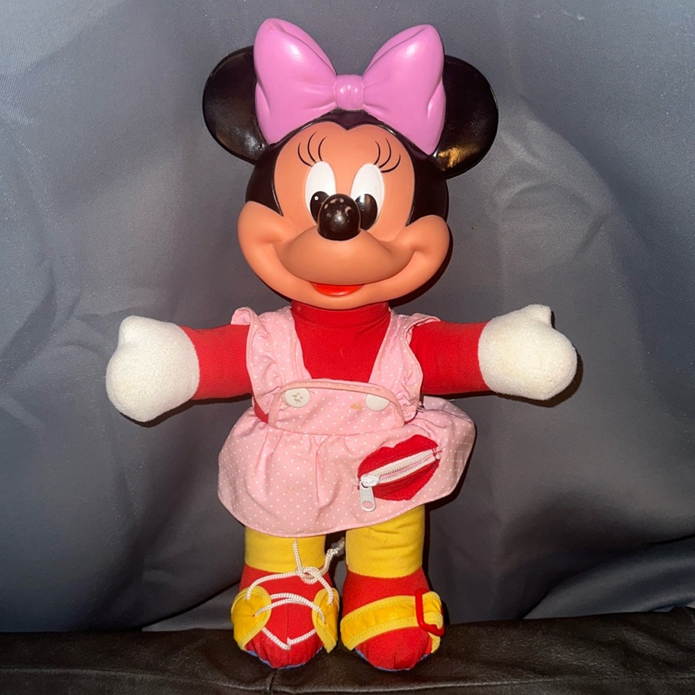 Vintage 1992 Collectible Minnie Mouse Disney Large Doll Collectible Figure RARE